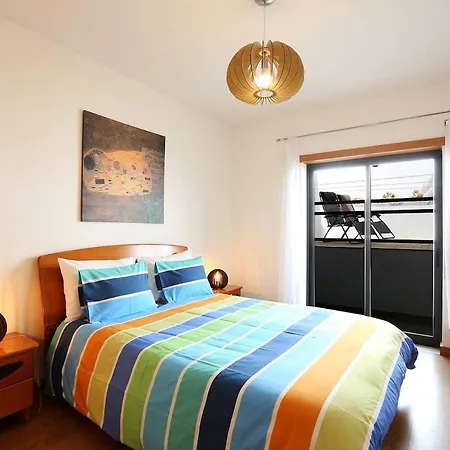 아파트 Hills And Waves