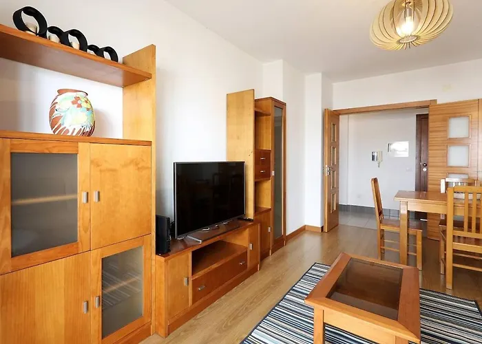 아파트 Hills And Waves